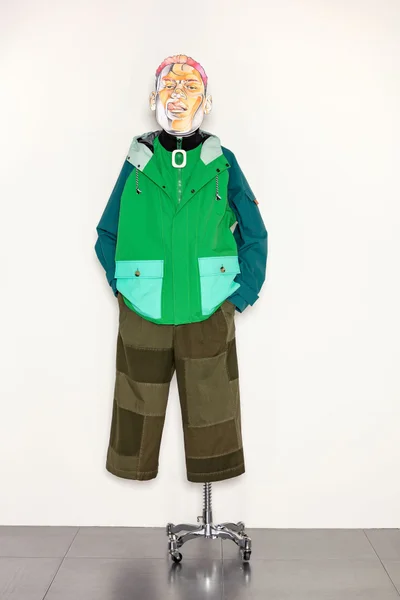 Look 34